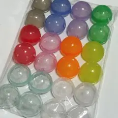 ガチャガチャ　ガシャポン　空カプセル