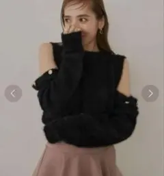 VIOLETTA フェザーヤーンボタンニットトップス　黒　長袖