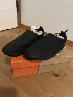 新品未使用！エアモック！　27cm 2025年最新】nike エアモック 27の人気アイテム - メルカリ