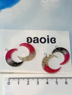 三日月型レジンピアス 金、ピンク、黒