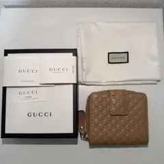 GUCCI ベージュ GGパターン 二つ折り財布