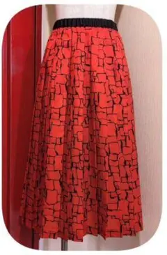 昭和レトロ　ヴィンテージ　赤×黒　スカート　USED古着