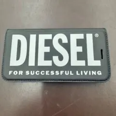 ★未使用★DIESEL iPhone SEケース (第3世代 /第2世代　手帳型