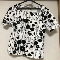 INGEBORG 花柄 半袖Tシャツ ホワイト/ブラック　Mサイズ