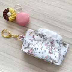 Item thumbnail for item 053971c1-8485-4a47-ae5d-8df24e840ad7