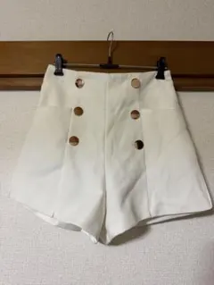 ショートパンツ