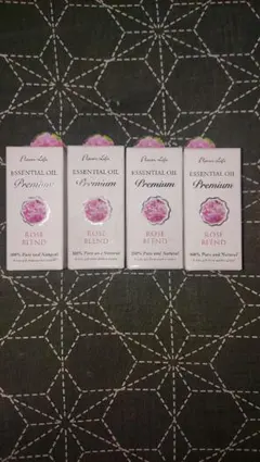 エッセンシャルオイル プレミアム ローズブレンド 4本セット