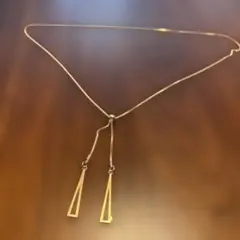 ゴールド ロングネックレス 二つのパーツ