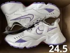 新品　NIKE ナイキ エアハイツ　ウィメンズシューズ　スニーカー　24.5cm