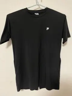 FILA ブラック Tシャツ Sサイズ