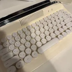 タイプライター風キーボード 레트로