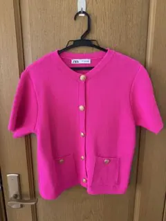 zara ビビットピンク　カーディガン