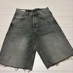 ZARA デニムショートパンツ スタッズ付き EUR38