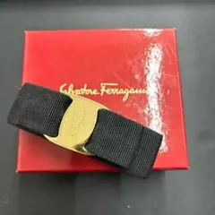 【最終値下げ】Ferragamo フェラガモ ヴァラ バレッタ ブラックのサムネイル
