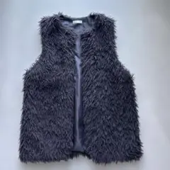 軽くてあったか✨❤︎ フェイクファー　ノーカラーベスト　❤︎ファーベスト　ベスト