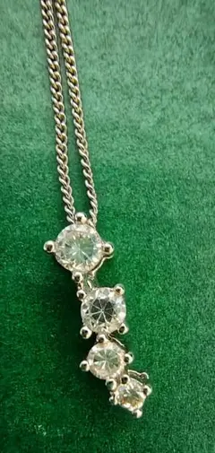 ネックレス キュービックジルコニア？　925刻印あり