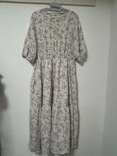 花柄ロングワンピース 七分袖