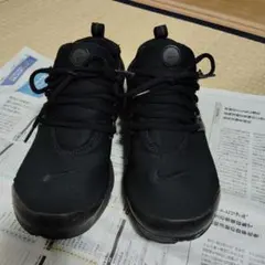 ナイキ　エアプレスト　ブラック