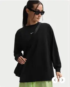 NIKE スポーツウェア ウィメンズ オーバーサイズ ロンTのサムネイル