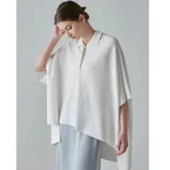 ADORE アドーア クリアドライニットポロ ホワイト　美品のサムネイル
