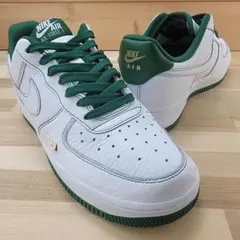 ナイキ ウィメンズ エアフォース1 '07 ミニジュエル 24cm