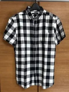 黒と白のチェック柄 半袖シャツ Mサイズ