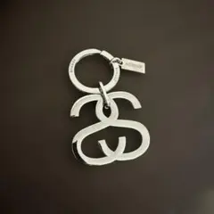 新品未使用品　STUSSYカラビナシルバー stussy シルバー カラビナキーホルダー - メルカリ