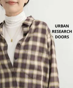 バックタックチェックシャツ ￥9,350 DOORS