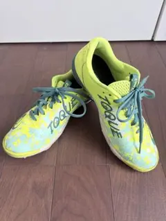 asics フットサルシューズ 25.0cm「TOQUE 8 TF」