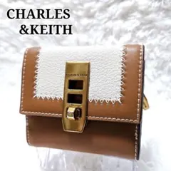 CHARLES&KEITH チャールズアンドキース 二つ折り財布 バイカラーのサムネイル