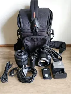 ニコン D3000 デジタル一眼レフカメラ（エントリーモデル）