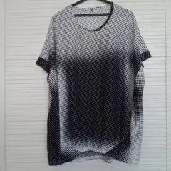 白黒ドットデザイン 半袖Tシャツ