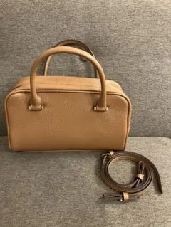 【美品】Mila Owen ショルダー付きミニハンドバッグのサムネイル