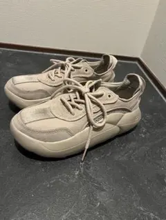 UGGピンクベージュ 厚底スニーカー