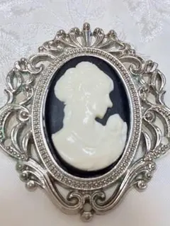 2025年最新】donadio カメオ ブローチの人気アイテム - メルカリ