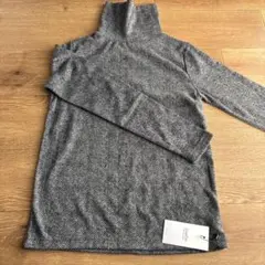 zootie タートルネック　M