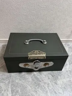 アンティーク金庫 本宮金庫工業KK製 - メルカリ