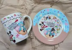 ディズニー ヴァネロペ　パルパルーザ　スーベニア　プレート　カップ　限定