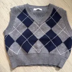 ダイヤモンド柄 Vネック ニットベスト