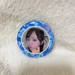 FRUITS ZIPPER 真中まな　缶バッジ