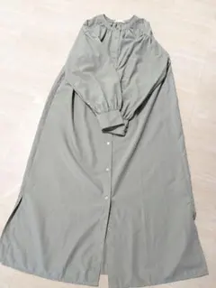 サマンサモスモスブルー　シャツワンピース　ノーカラー　オリーブ　ゆったり