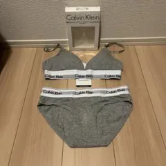 Calvin Klein グレー ブラジャーショーツセット M