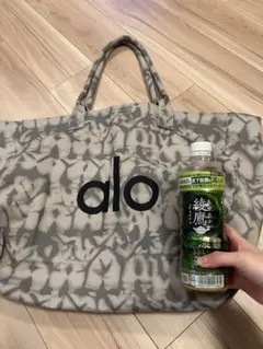 Item thumbnail for item 0c27a07e-a537-4fed-8e1c-e7632c1ba162