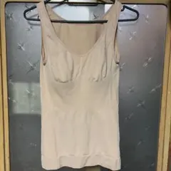 ユニクロ ヒートテック ブラカップ付きベージュタンクトップ L