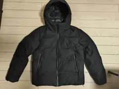 シームレスダウンパーカ