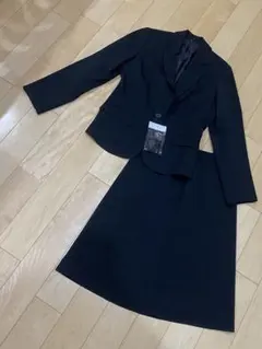 【新品未着用】スーツ ブラック 9号