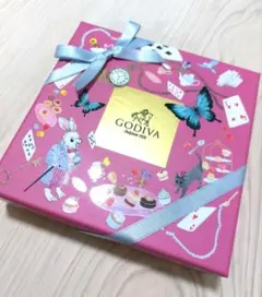 GODIVA アリスのティーパーティ アソートメント9粒入り*。