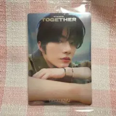 TXT ウエハース　ステッカー　SOLO ソロ　レア　ボムギュ　R1-18