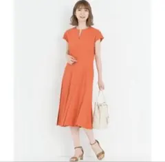 新品未使用 カルバンクライン ノースリーブピンクフレアワンピース
