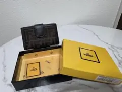 FENDI フェンディ　二つ折り財布　財布